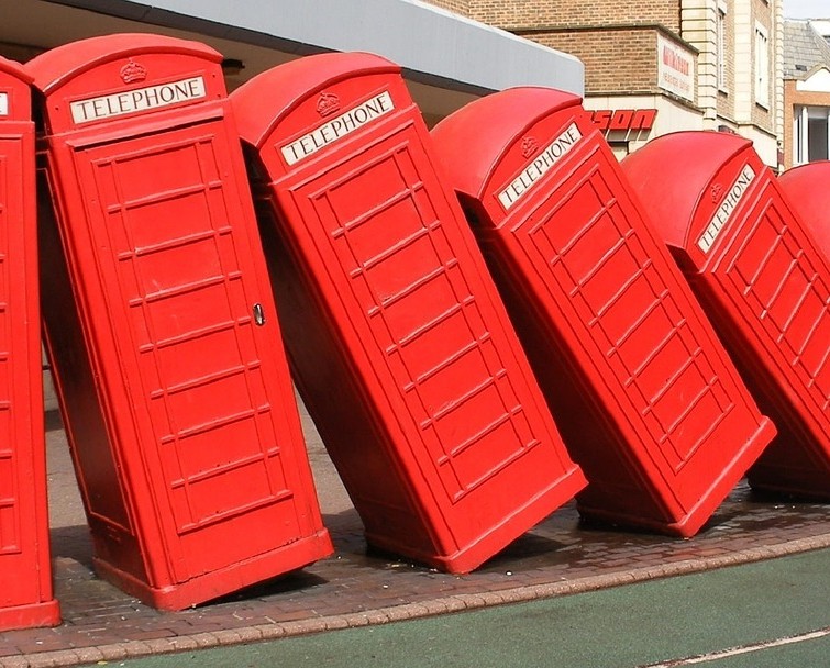 phoneboxes-664728_1280